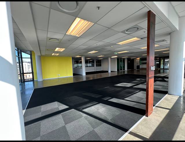 492M² OFFICE TO LET IN SANDTON CENTRAL